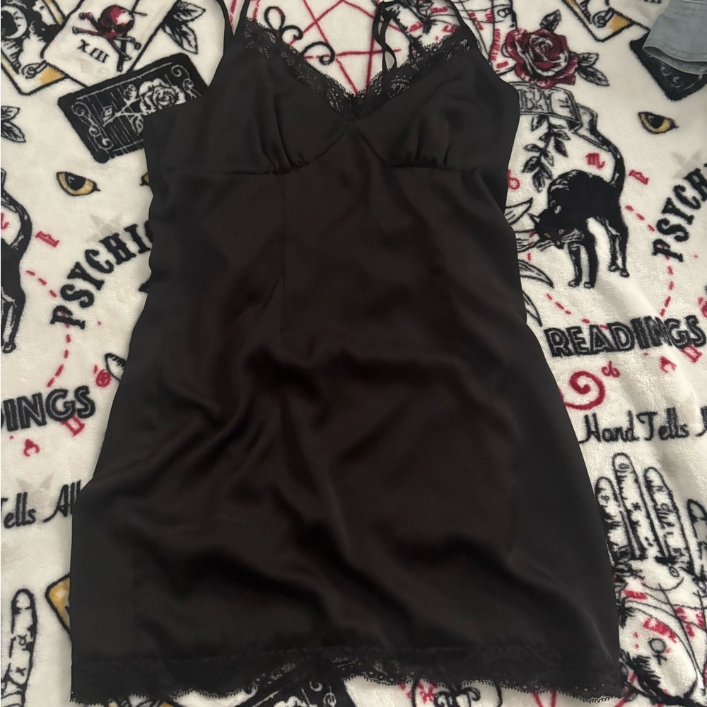 La Hearts Black Chemise Sleek V-Neck Intimates